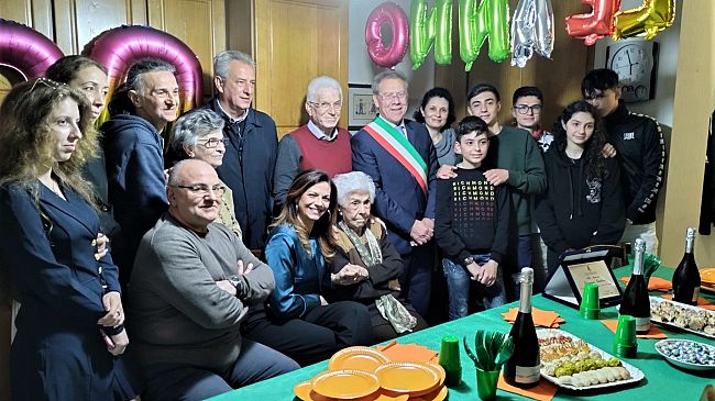Marsala, nonna Vincenza Giattino ha compiuto 100 anni