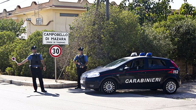 Ruba in una casa a Tre Fontane: denunciato dai Carabinieri un 46enne di Campobello