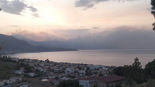 Incendi nel Trapanese: attivate tutte le squadre disponibili dei vigili del fuoco