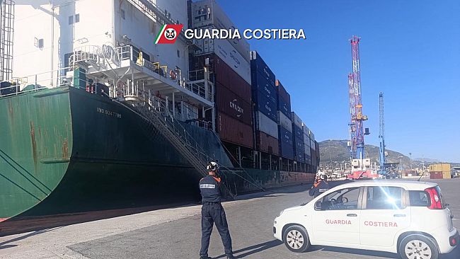 trapani-fermata-in-porto-nave-straniera-riscontrate-criticita-nella-sicurezza