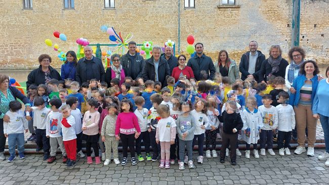 Donati due parchi gioco all'IC Montalcini