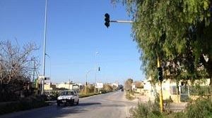 Mazara, il Comune chiede interventi all’Anas ma non interviene su strade urbane senza luce e sui semafori guasti da mesi.