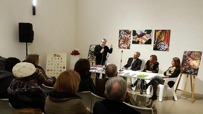 VIDEO – Al civic center di Mazara del Vallo: “Il sapore del rito nei dolci della tradizione siciliana”. Le interviste