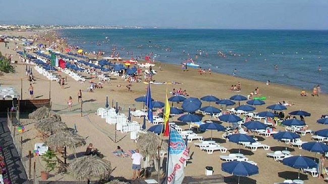 Tre Fontane,  meduse e organismi marini urticanti. Il sindaco Castiglione dispone analisi delle acque