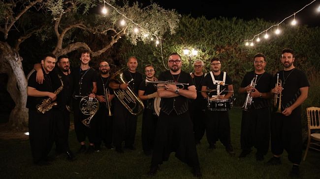 Erice saluta il nuovo anno con una grande festa al borgo e un messaggio di pace