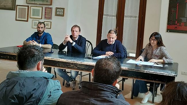 Mazara, Pesca, tavolo tematico con associazioni di categoria e sindacati