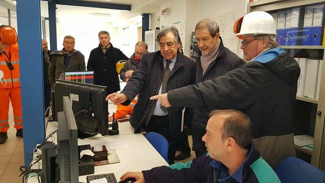 Rifiuti, Musumeci: “i sindaci si impegnino con la differenziata. Si superi le fallimentari Srr, gestione a Città metropolitane e liberi consorzi comunali”