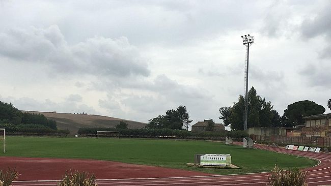 Salemi: Conclusi gli interventi al centro sportivo San Giacomo. Nuovo terreno di gioco, impianto di illuminazione e recinzione
