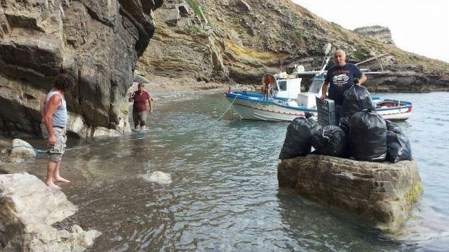 Favignana: È iniziata la raccolta di «Marine Litter» lungo le coste di Marettimo