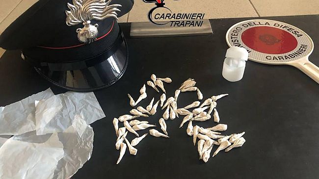 Marsala: Trovata in possesso di 57 dosi di eroina. Marsalese arrestata dai Carabinieri.