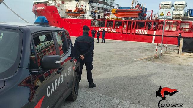 Trapani, Arma presente all’arrivo dei 114 stranieri presso il porto di Trapani