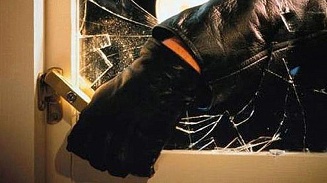 Rapina in casa: arrestato dalla Polizia di Stato