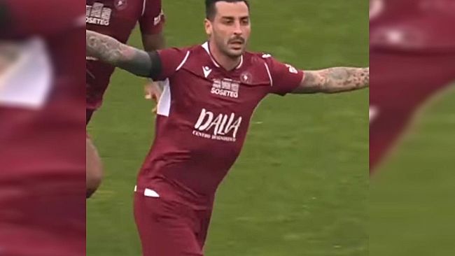 Adriano Montalto l'ha fatto brutto