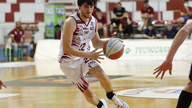 Pallacanestro Trapani, Pianegonda ceduto in prestito al Kleb Basket Ferrara