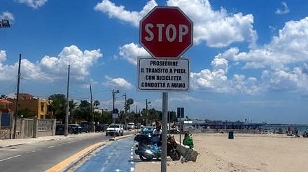 Tonnarella, pista ciclabile, dibattito su nuovi cartelli. Assessore Giacalone: 