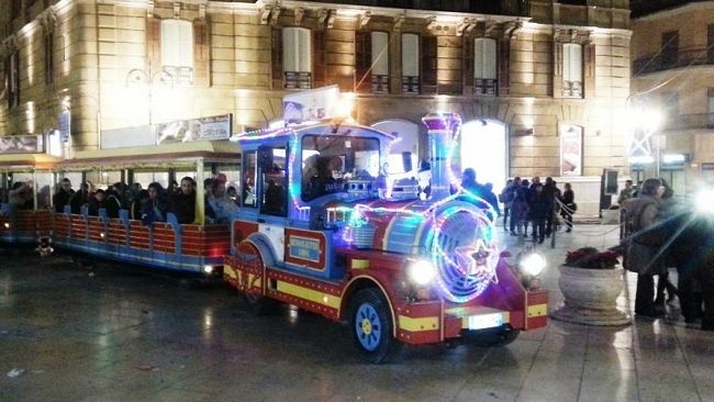 Mazara – Aggiudicato il servizio di luminarie artistiche. Accensione prevista il 12 dicembre fino all’8 gennaio