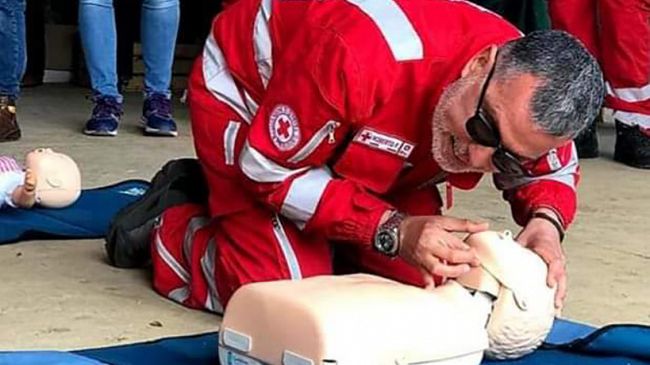 Settimana della Croce Rossa. Volontari in piazza della Repubblica