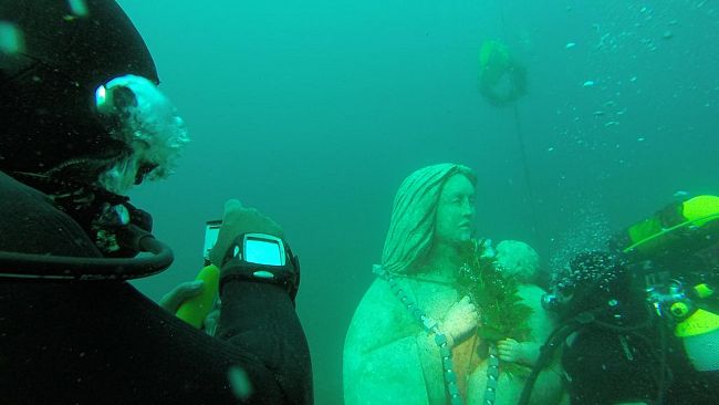 I custodi di “ Stellamaris Custonaci” salvano la statua.