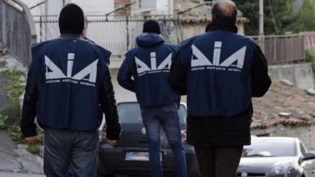 Il provvedimento colpisce un immobile riconducibile a un ex carceriere di Giuseppe Di Matteo