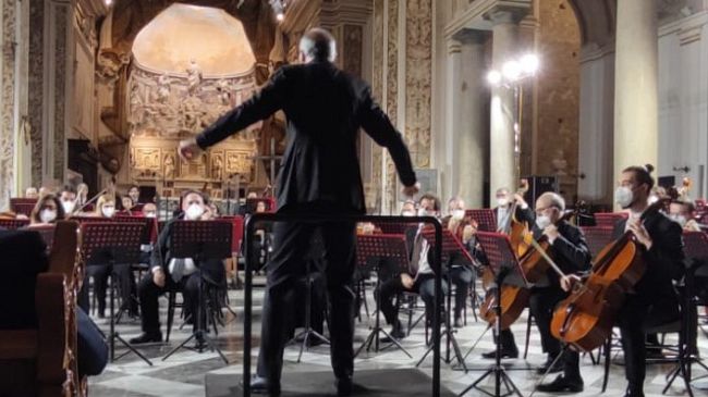 Mazara, Cattedrale, forti emozioni per il Concerto “Uniti per la Pace” 
