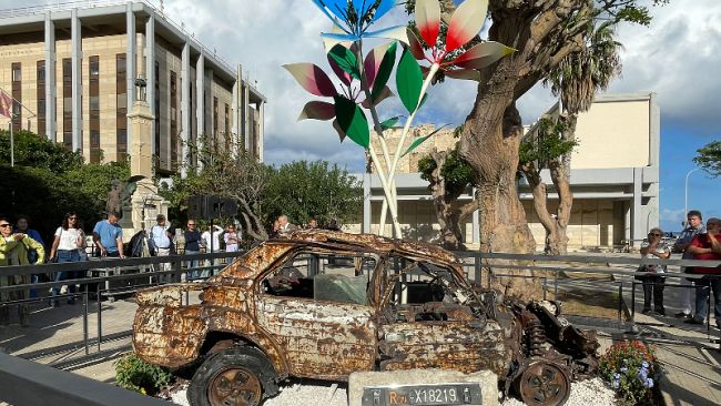 trapani-lauto-del-giudice-carlo-palermo-diventa-monumento-alla-memoria