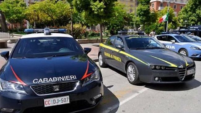 Mazara, Carabinieri, Polizia e Finanza intervengono per sedare una rissa. Arrestate cinque persone
