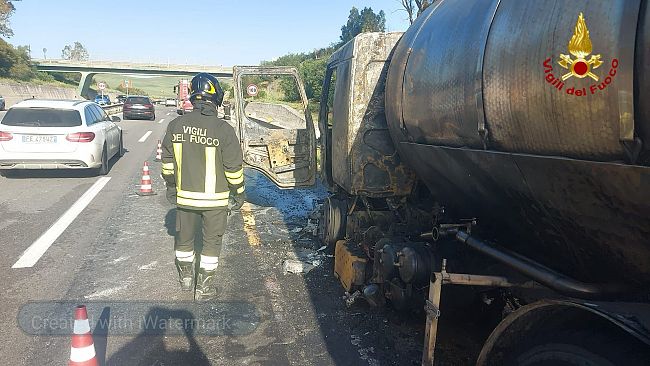 autocisterna-in-fiamme-sullautostrada-a29