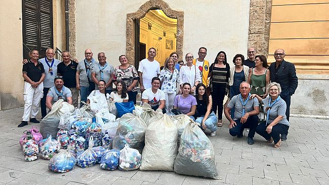 Il Lions Club Mazara partecipa alla raccolta tappi organizzata per supportare la missione di Biagio Conte