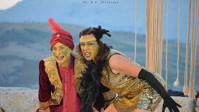 Le Rane di Aristofane al Teatro Antico. Appuntamento con la commedia a Segesta