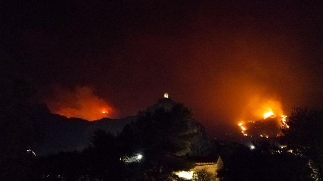 Scopello, nuovo gravissimo incendio in corso