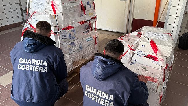 Maxi sequestro di prodotti ittici a Mazara