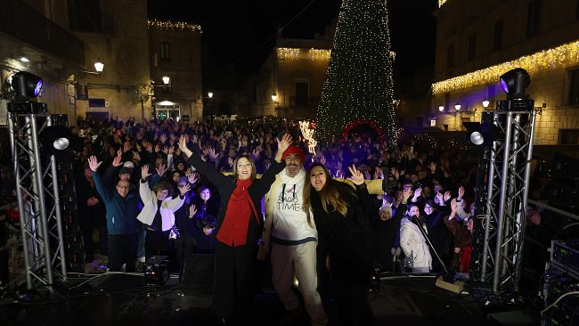 Erice saluta il nuovo anno: festa per il Capodanno nel borgo dei presepi