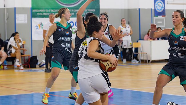 la-102-basket-erice-blinda-il-secondo-posto-vincendo-a-cefalu