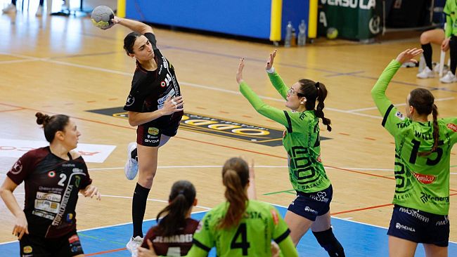 Handball Erice doma Salerno e si riprende lo scettro