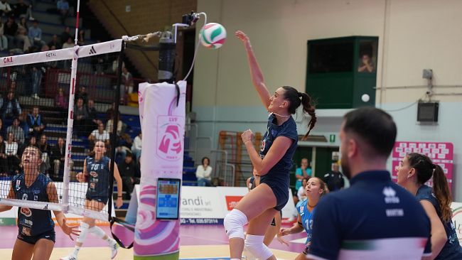 ​Esordio amaro in A2 per la Sigel Seap Marsala Volley a Costa Volpino