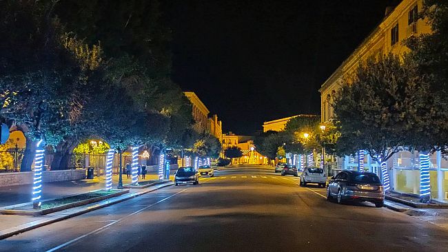 Luminarie a Trapani, la città si accende per il Natale