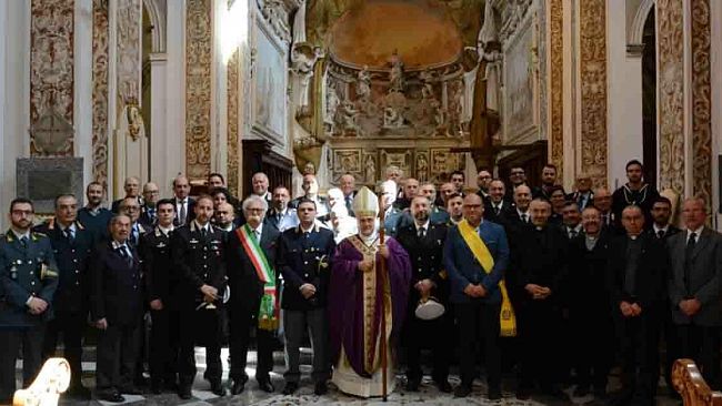 Mazara, Precetto Pasquale interforze: celebrata la Santa Messa nella Basilica del Santissimo Salvatore