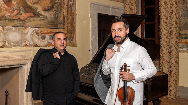 Gli “Amici della Musica” di Trapani compiono 70 anni. Inizia la stagione concertistica con il concerto di Davide Alogna e Costantino Catena