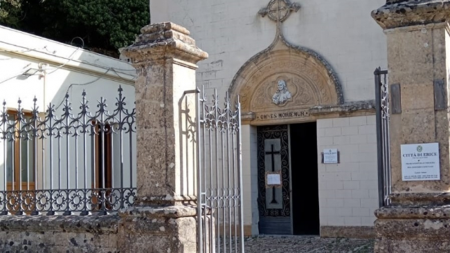 Erice, Commemorazione dei defunti: cimitero aperto con orario continuato 