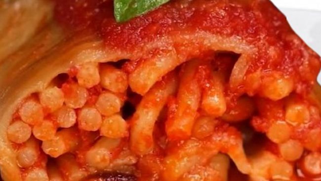 Ricette della tradizione siciliana: involtini di melanzane ripieni di pasta