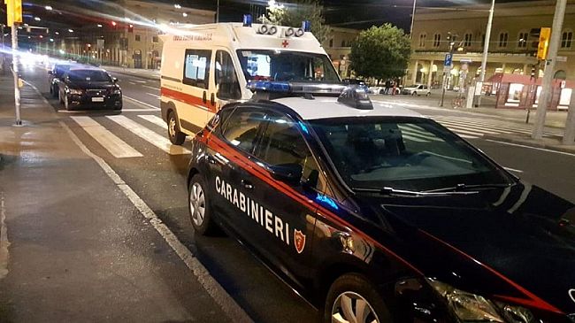 Marsalese da in escandescenza e si barrica in casa, intervengono i carabinieri.