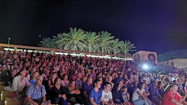 Gianfranco Jannuzzo incanta il pubblico del  Teatro Franco Franchi-Ciccio Ingrassia a Triscina di Selinunte