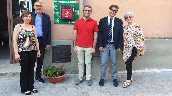 Salemi, due nuovi defibrillatori salvavita grazie alla solidarietà delle aziende. Venuti: “Gesto di grande sensibilità