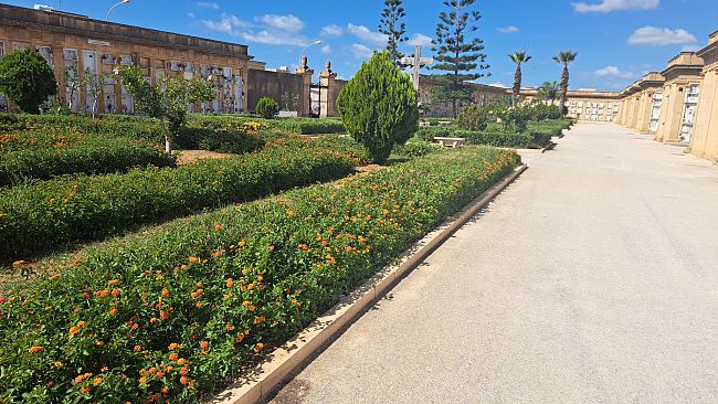 Mazara, regolamentazione orari del Cimitero comunale per la festività di tutti i Santi e commemorazione defunti