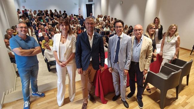Alcamo, 116 lavoratori Asu del comune firmano il contratto a tempo indeterminato