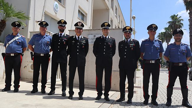 il-comandante-ubaldo-del-monaco-in-visita-alla-stazione-dei-carabinieri-di-gibellina