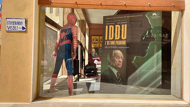 Il silenzio è il più grande favoreggiatore della mafia, e spesso uccide... 