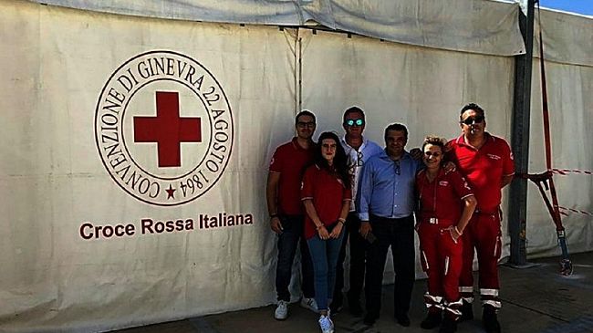 Campobello di Mazara, il campo di “sosta temporanea” della CRI per i lavoratori stagionali stranieri