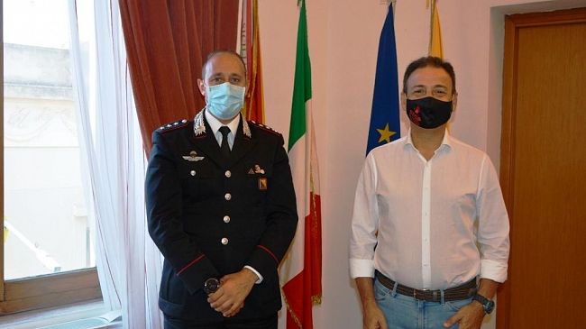 Mazara, il sindaco saluta il Capitano Miggiano che va a dirigere la compagnia di Casoria