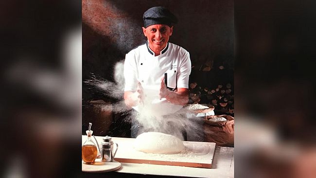 Nuova farina “Makara”, l’omaggio del mazarese Piero Asaro, campione del mondo pizza “freestyle”, al suo quartiere di nascita